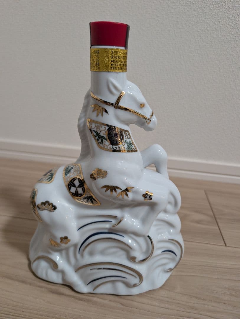 サントリー ウイスキー ローヤル 午歳 ボトル