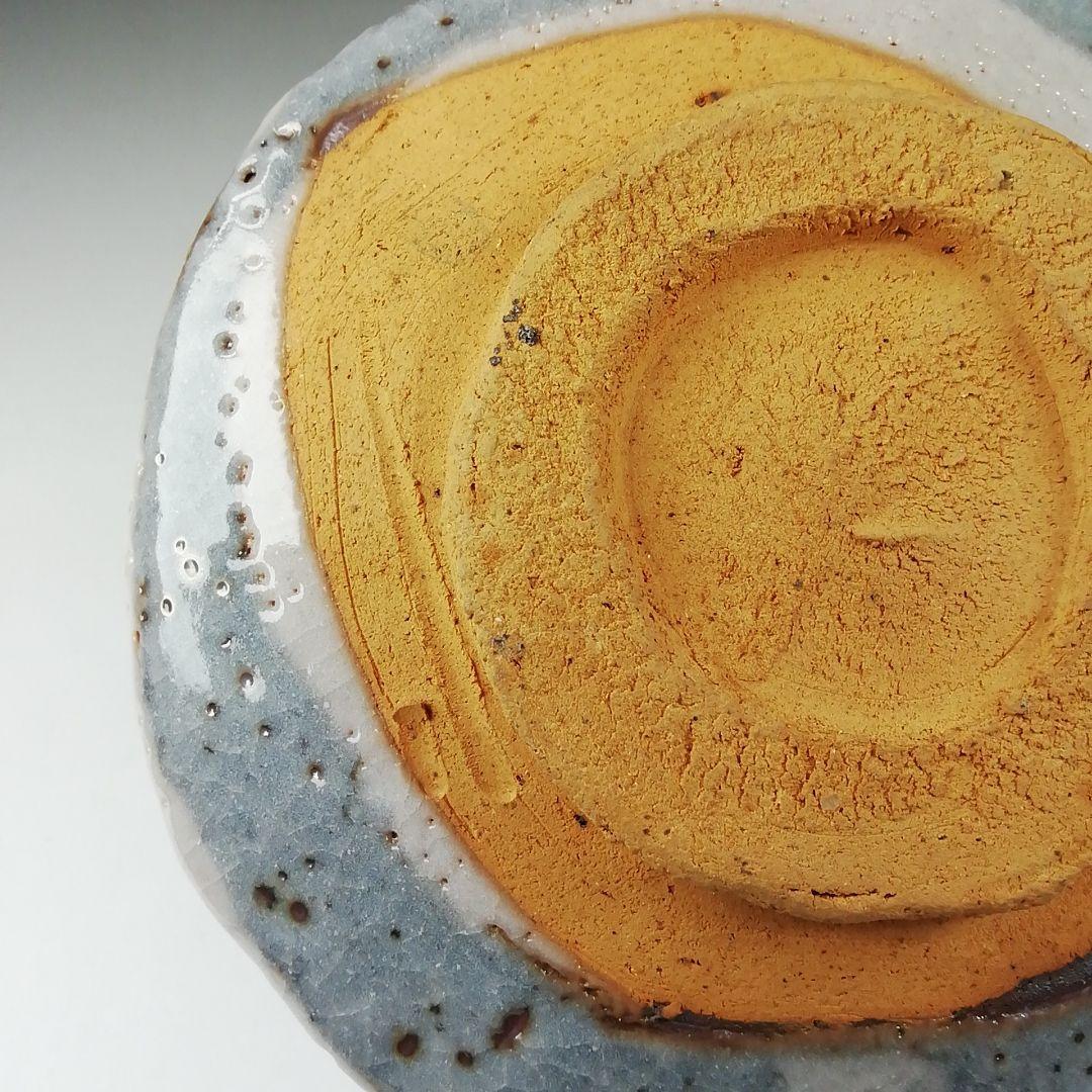 Ｔ５９０　茶碗　『鼡志野』『伊村彰介』『堀内宗完(兼中斎) 箱書』　共箱　茶道具