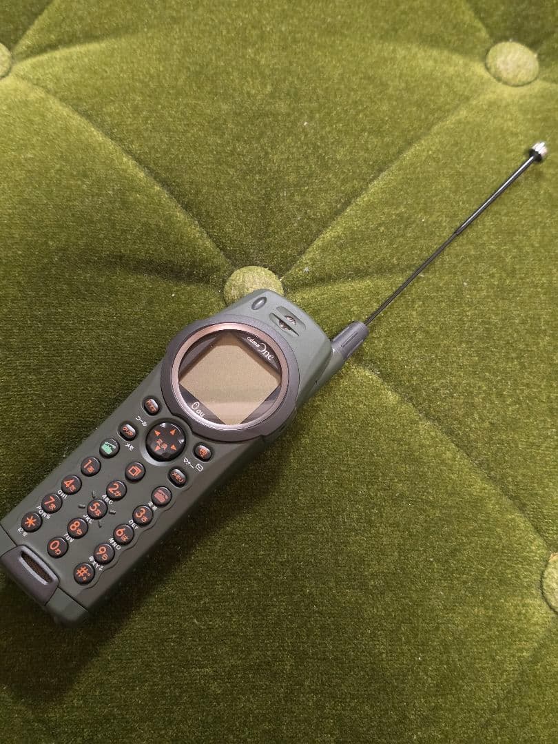 G’zOne初号機 CASIO　C303CA 2000年発売