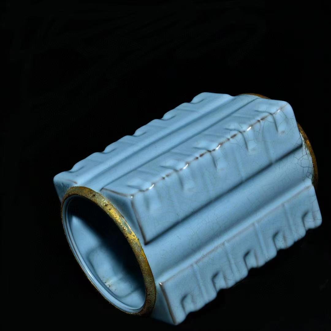 中国古美術・旧蔵の琮式瓶、御題が嵌め込まれた陶磁器・11x19cm・置物・文房具