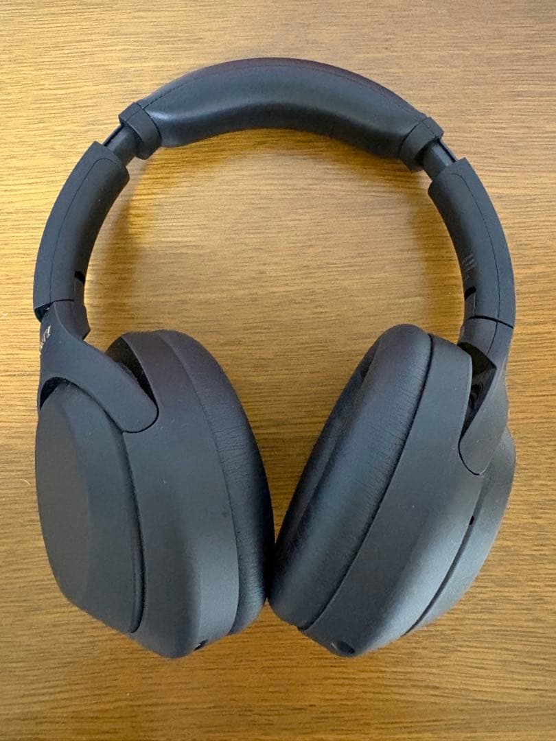 ソニー　ワイヤレスノイズキャンセリングステレオヘッドホン WH-1000XM5