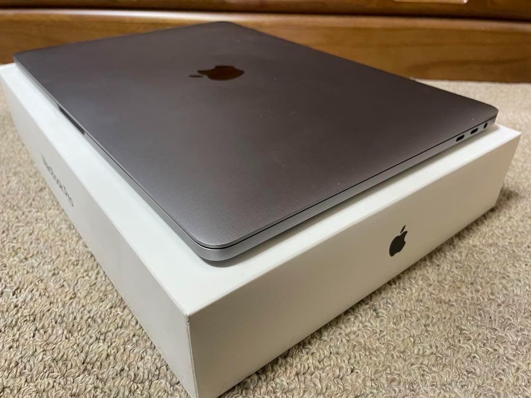 MacBook Pro (13インチ, 2017, ポート×4, US配列)