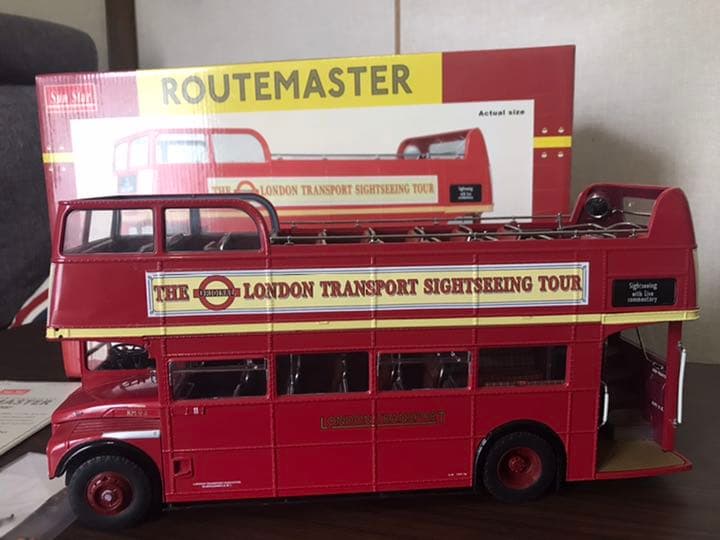 展示品美品　絶版1/24 サンスター製ロンドンバスオープンデッキ
