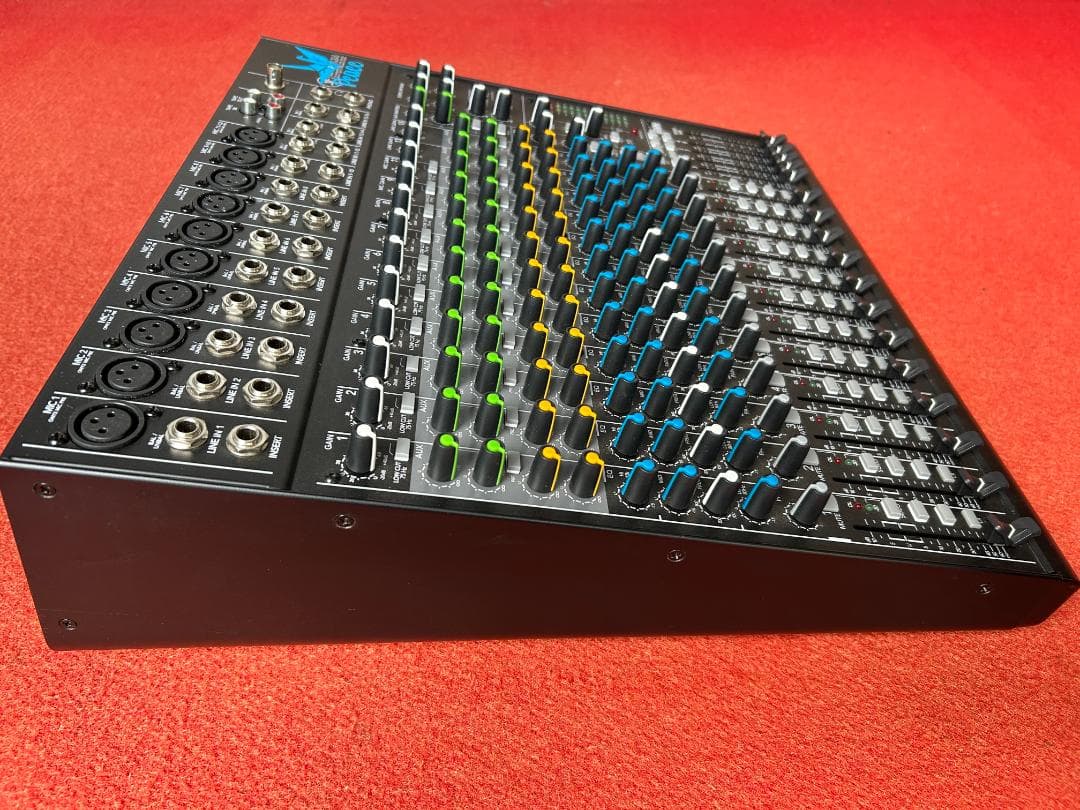 MACKIE（マッキー） 1642VLZ4　アナログミキサー