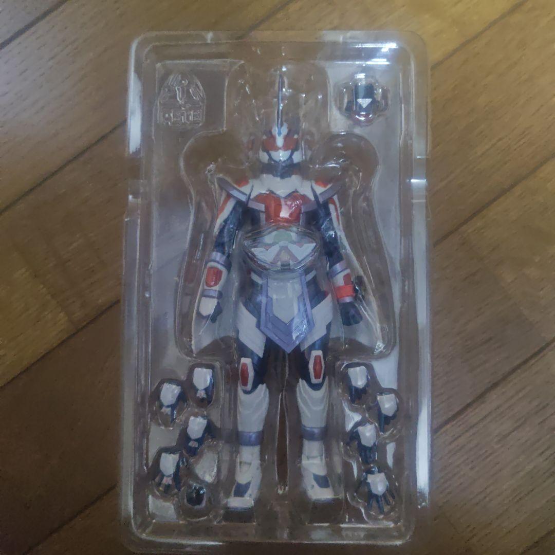 SHFiguarts 仮面ライダーマジェード　サンユニコーン