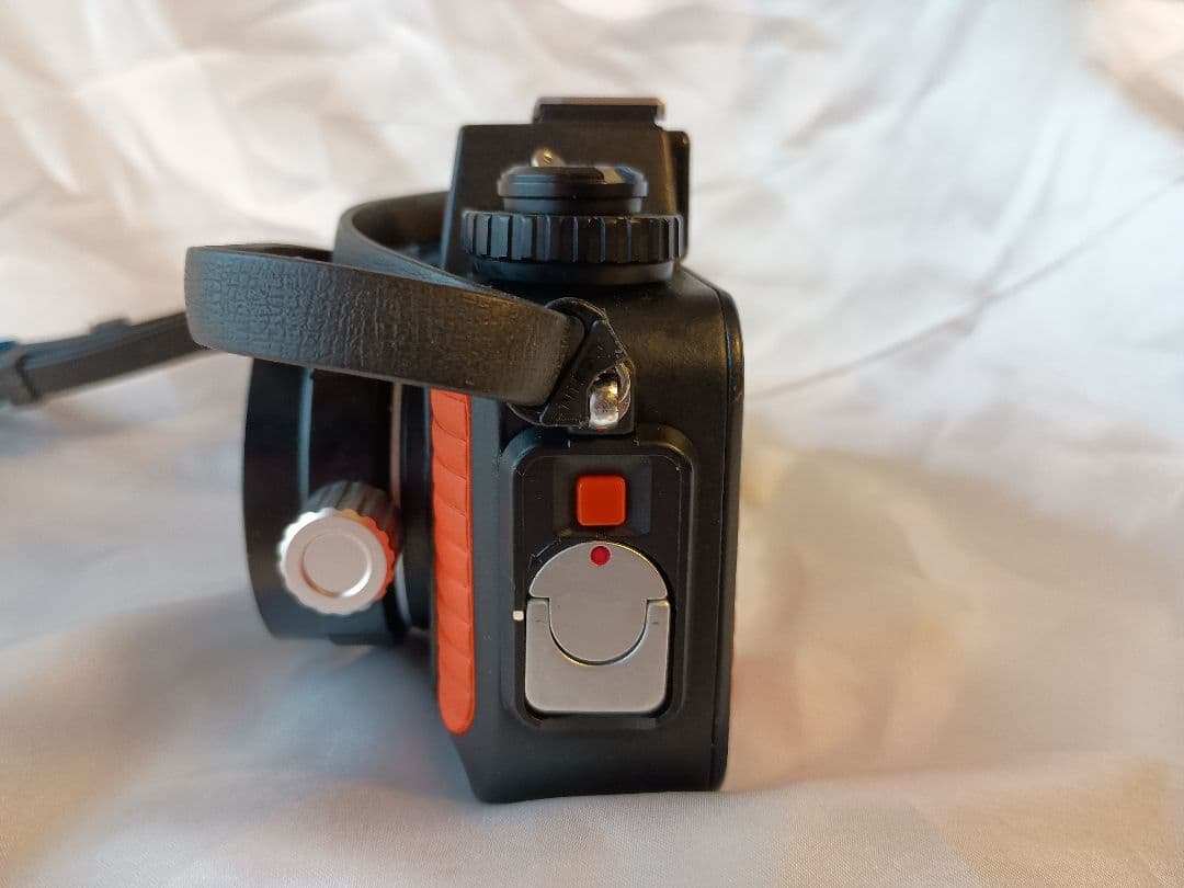 Nikon NIKONOS-V フィルムカメラ オレンジ 水中カメラ レンズ付き