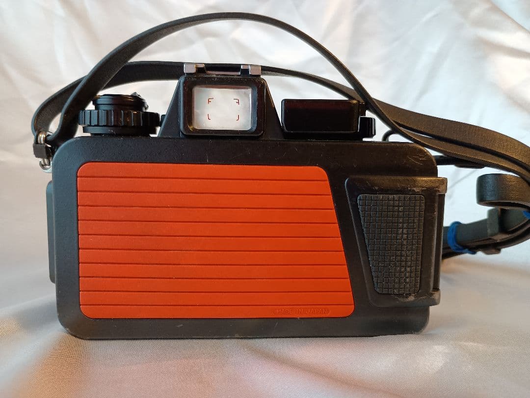 Nikon NIKONOS-V フィルムカメラ オレンジ 水中カメラ レンズ付き