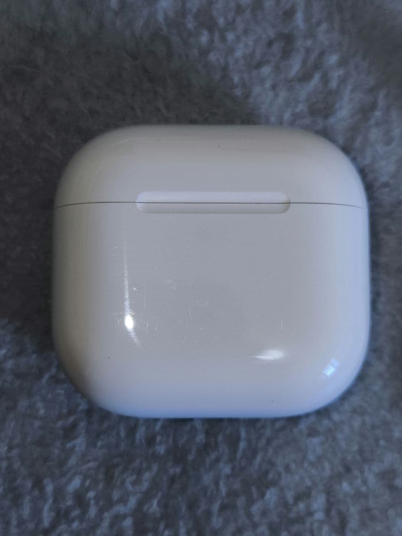 Apple AirPods4 MXP63J/A ★中古品★ノイキャンなし