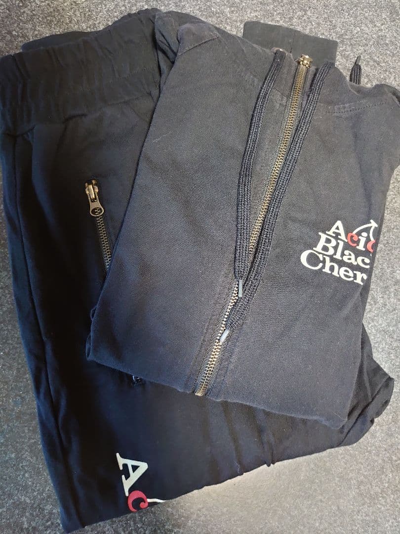 Acid Black Cherry セットアップ