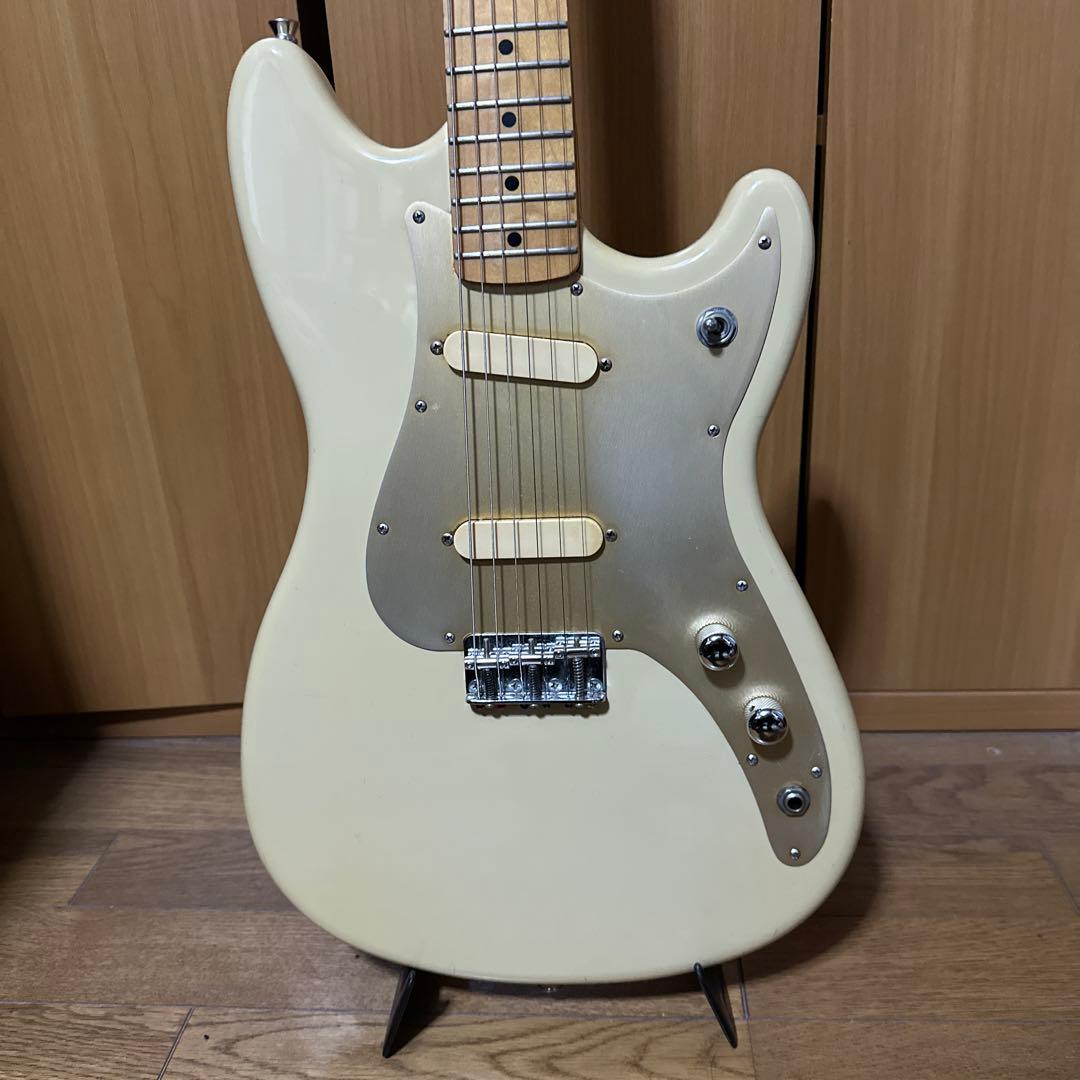 【Squier by Fender】DUO-SONIC. 080401111
