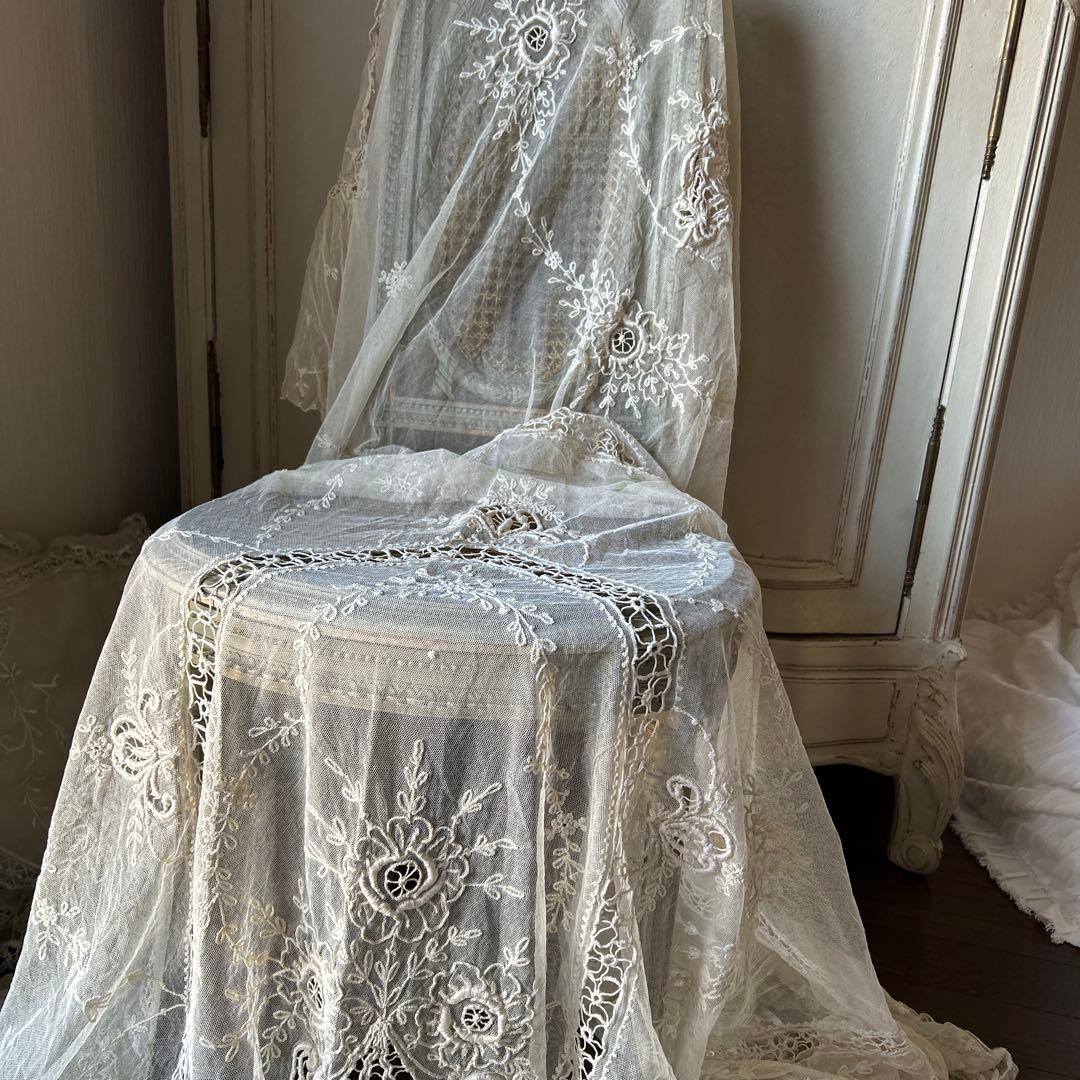 アンティークフランス　レースベットカバーセット