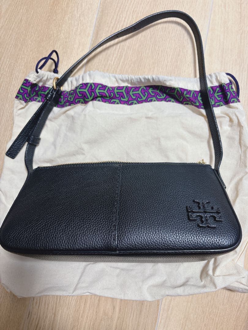 トリーバーチ ハンドバッグ　レザー　ゴールド金具 黒 マックグロー