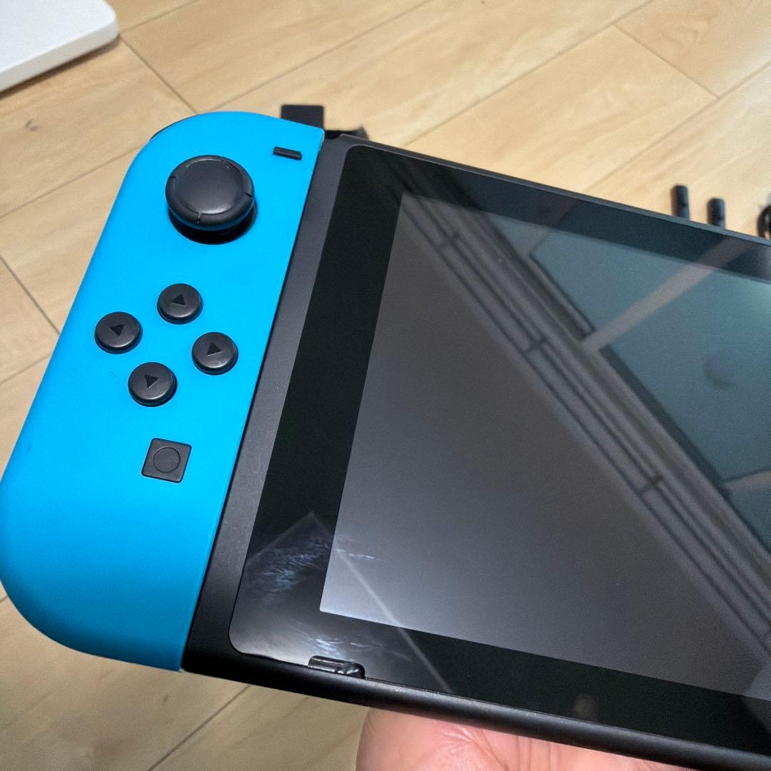 Nintendo Switch 本体 + Joy-Con + ゲーム2本