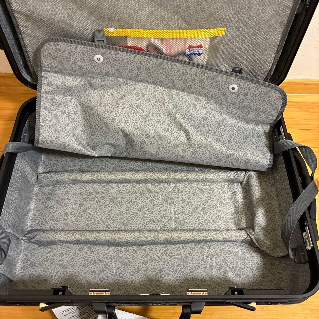 American Tourister サムソナイト　ネイビーキャリーケース 中型