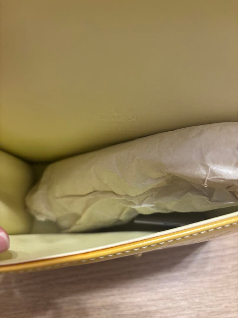 Louis Vuitton イエロー ハンドバッグ