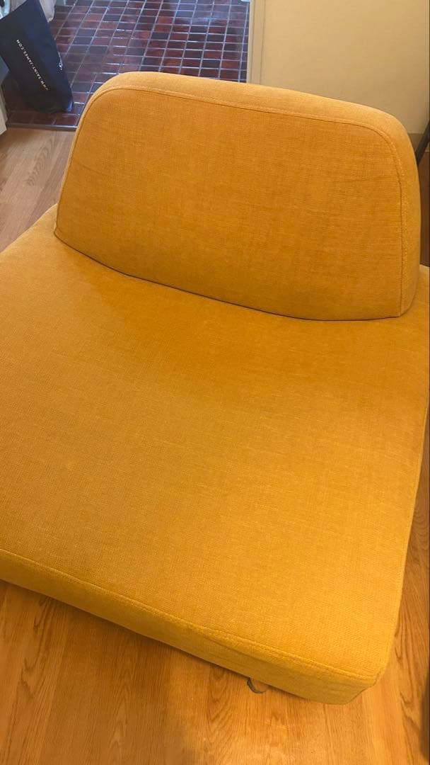 b company マスタードイエロー 一人掛けソファ
