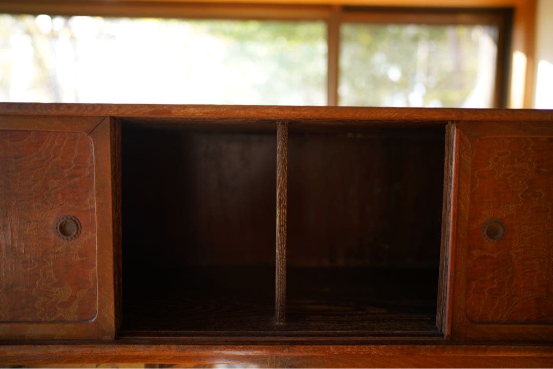 ☆101☆タモ材の玉杢目が美しい茶箪笥