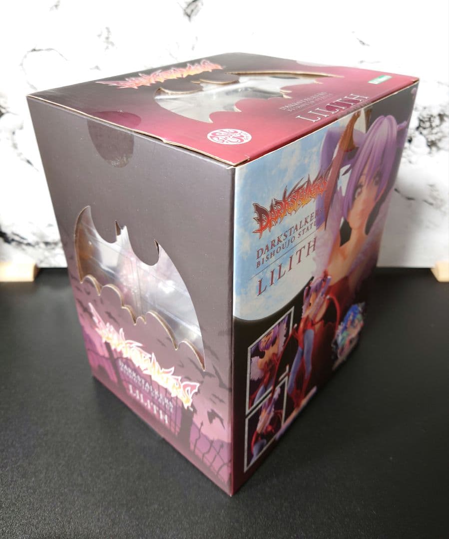 ヴァンパイア　リリス　美少女フィギュア　コトブキヤ　KOTOBUKIYA