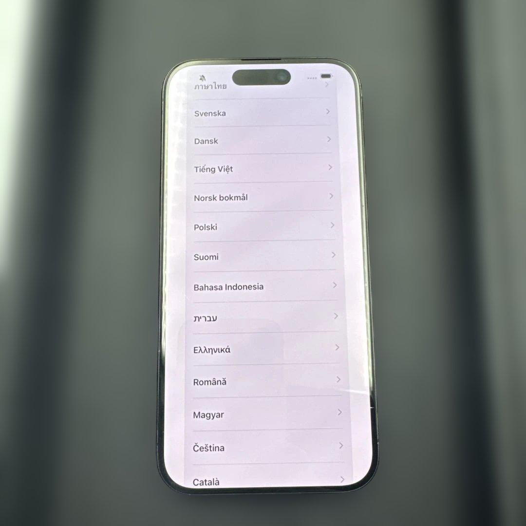 ④Apple iPhone 15Pro スペースブラック　512Ｇ