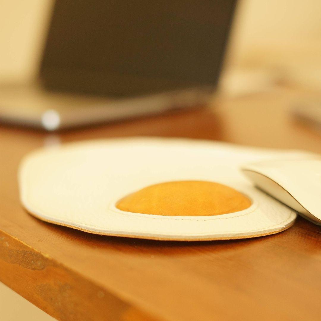 本革レザーマウスパッド 目玉焼きモチーフ