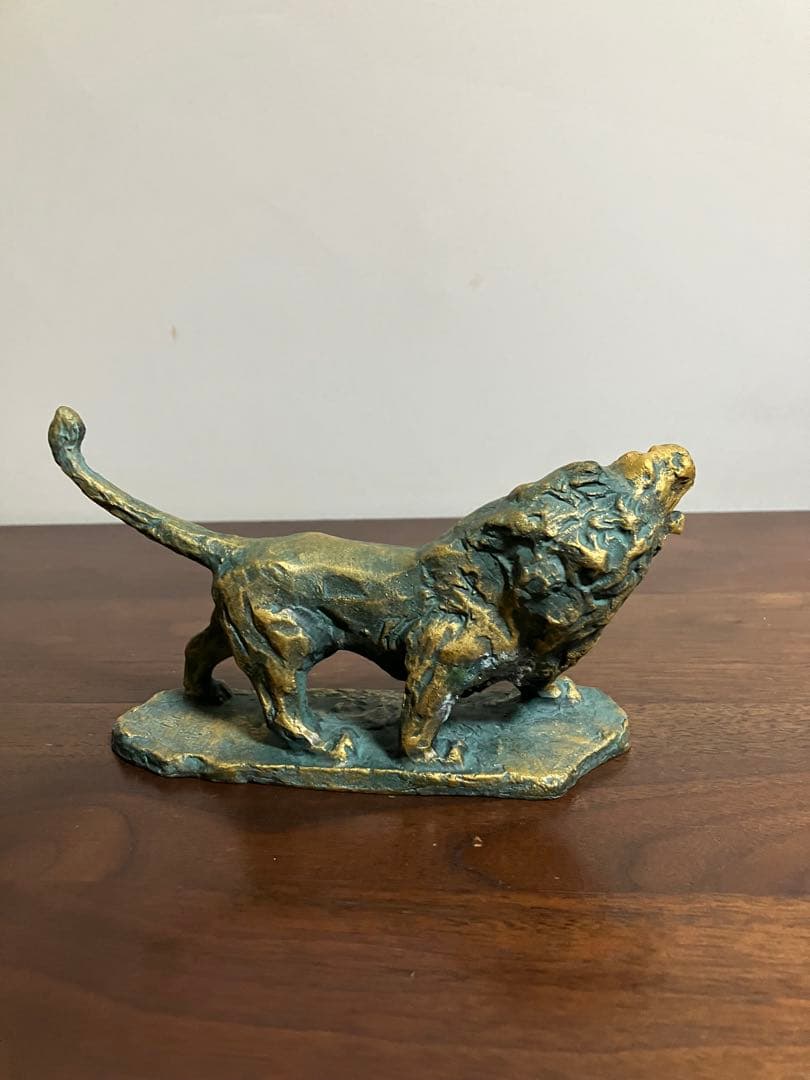 北村西望作　ブロンズ製　獅子