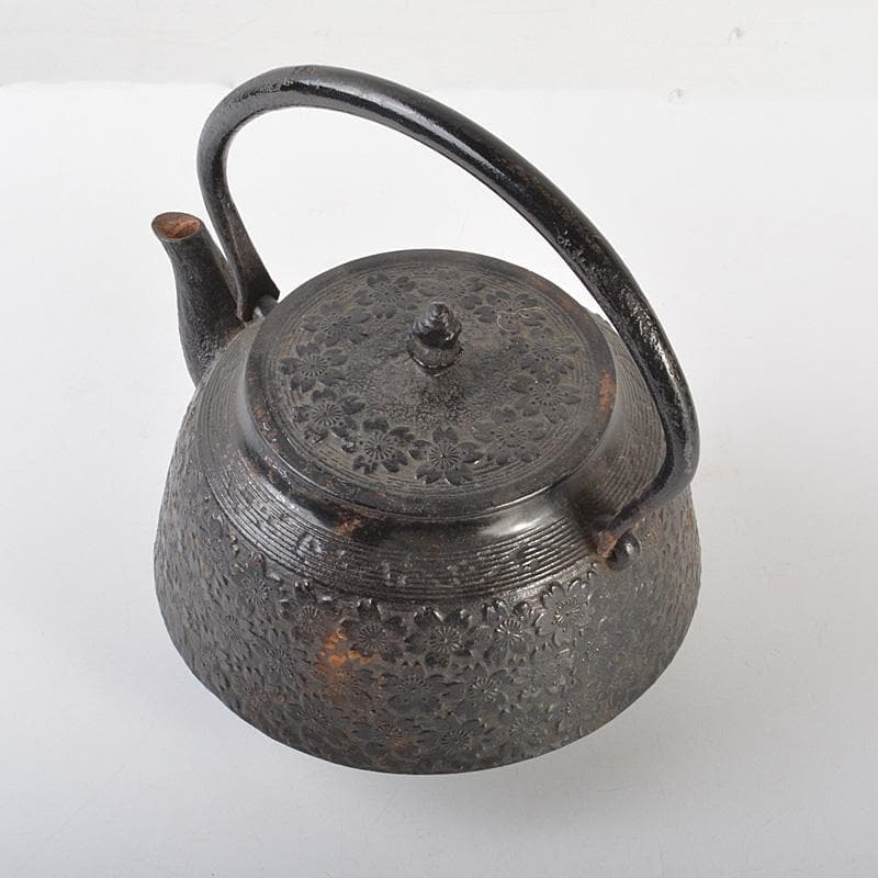 南部鉄器　桜文　鉄瓶　鉄釜　C　6418