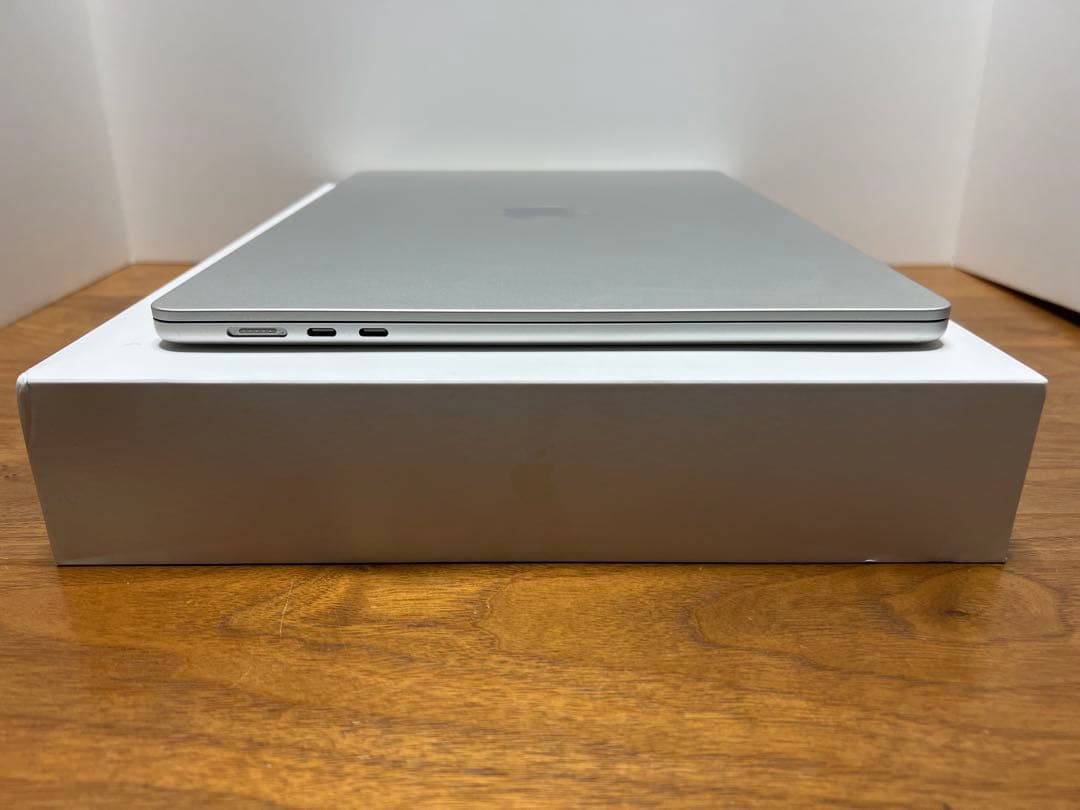 超美品❗️MacBook Air 2023 M2 15インチ シルバー