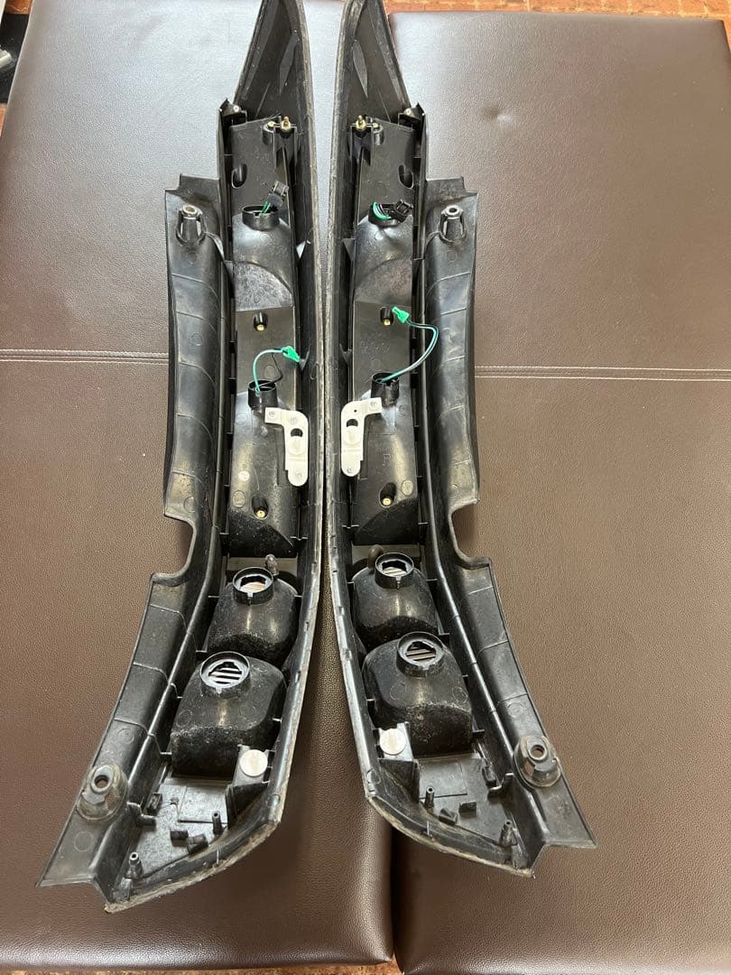 HONDAストリーム　テールレンズ