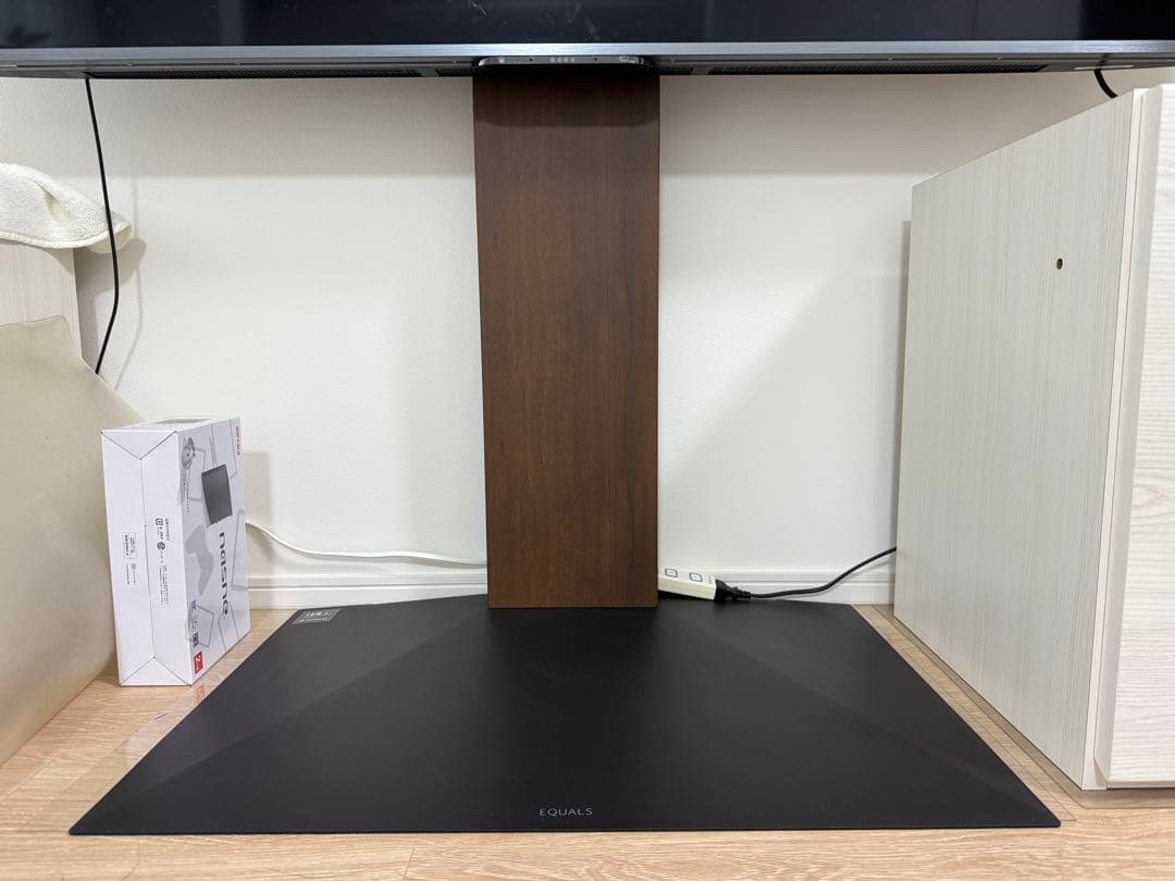 【美品】EQUALS WALL V3 ハイタイプ・テレビスタンド・ウォールナット
