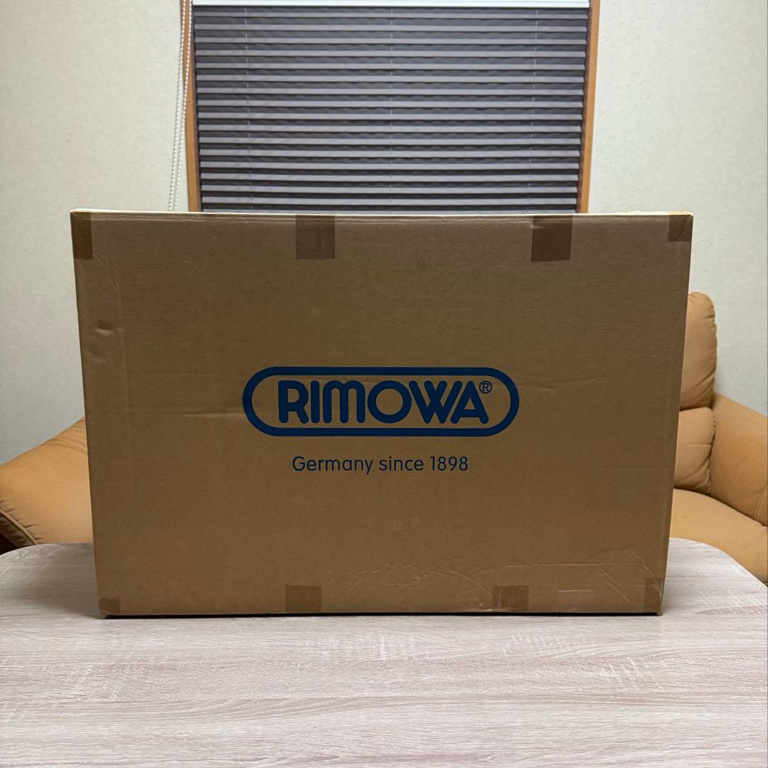 新品 リモワ トパーズ 4輪 923.70 RIMOWA