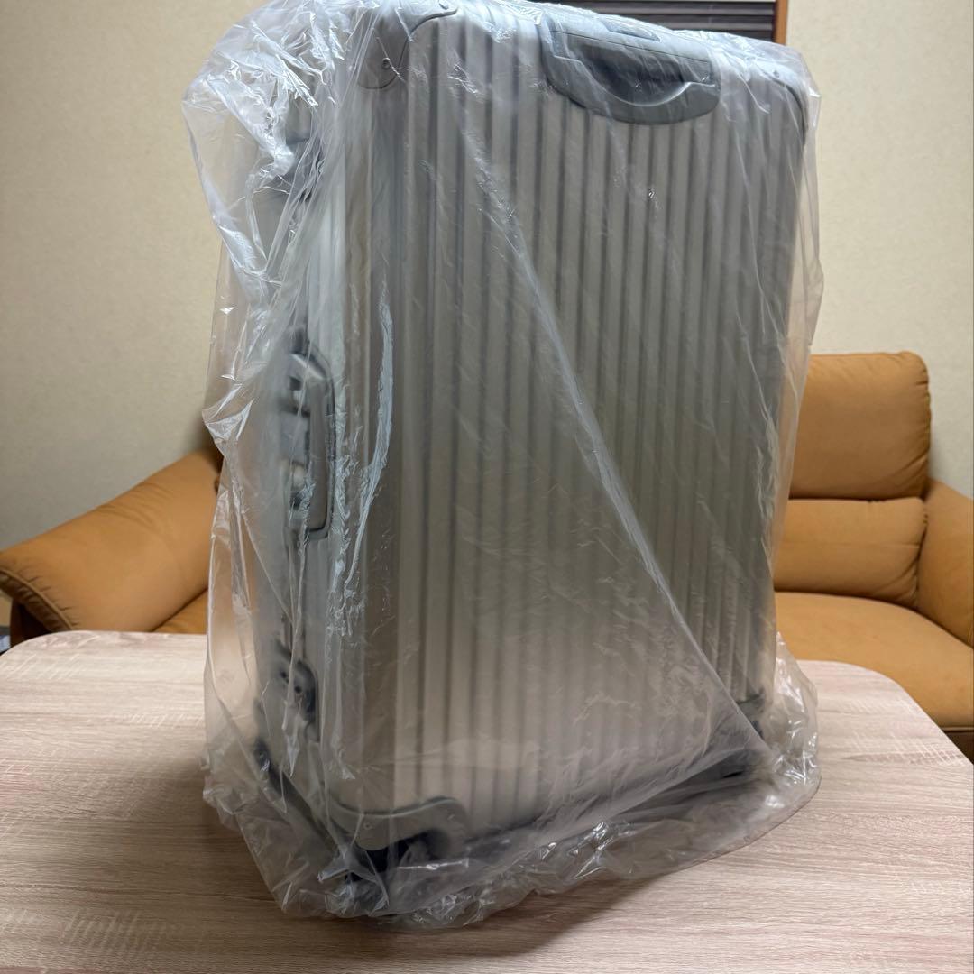 新品 リモワ トパーズ 4輪 923.70 RIMOWA