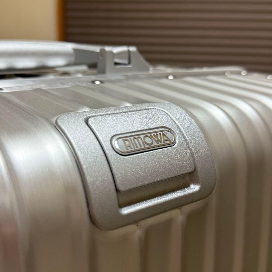 新品 リモワ トパーズ 4輪 923.70 RIMOWA
