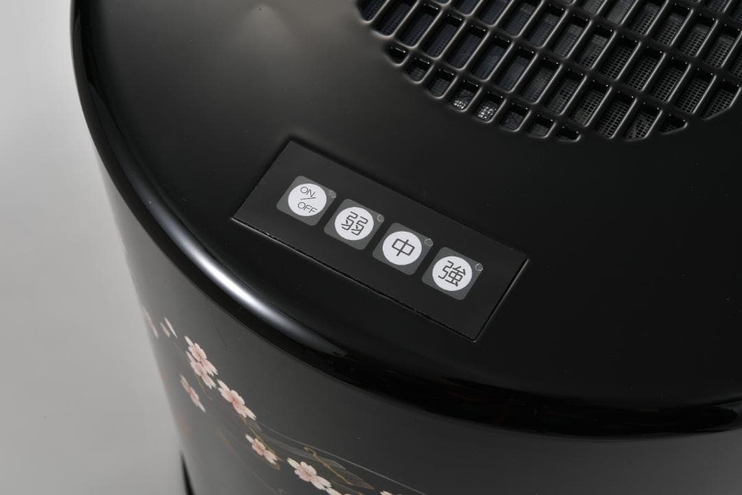 空気清浄機・脱臭機　色は４種類あります（花柄・黒・茶木目）