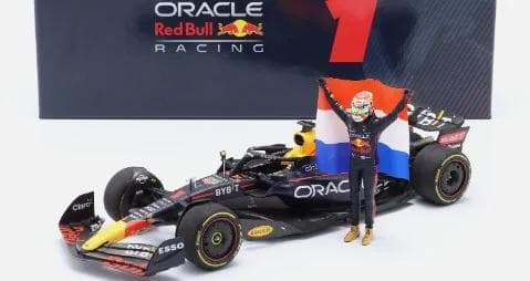 1/18 レッドブルRB18 #1 オランダGP2022優勝 Mフェルスタッペン