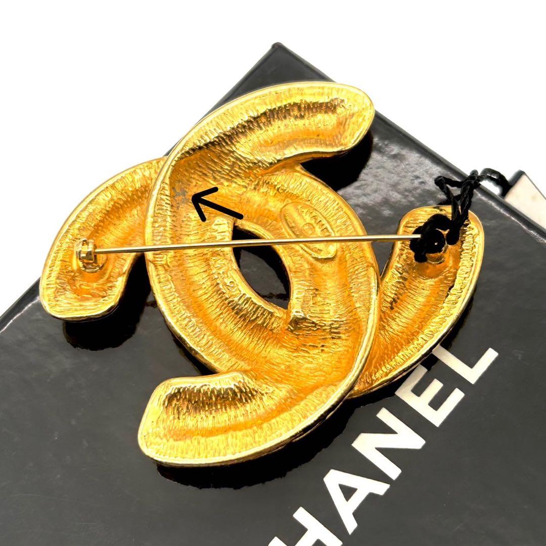 未使用 CHANEL シャネル ヴィンテージ マトラッセ ココマーク ブローチ