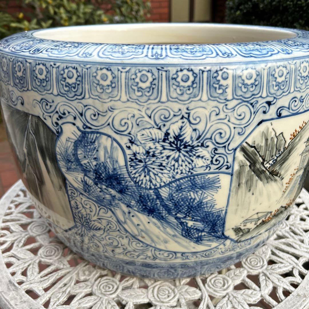 中国骨董50年旧蔵【染付手絵龍、松、山水紋窓絵大鉢火鉢金魚鉢睡蓮鉢水槽に兼用 】