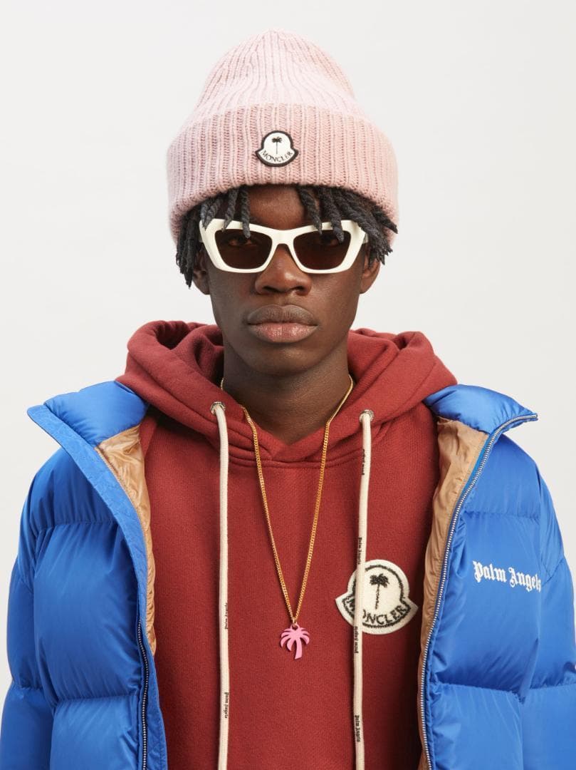 ピンク　MONCLER PALM ANGELS　ニットキャップ　モンクレール