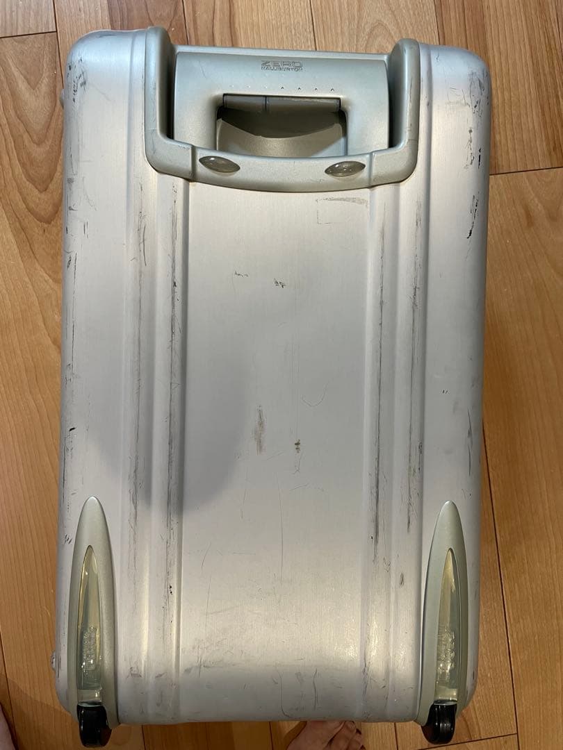 ゼロハリバートン　キャリーケース　2輪 TSAロック付き　車輪交換済