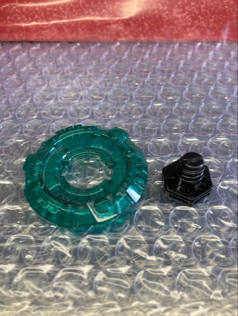 【希少 未使用】 メタルファイトベイブレードファングレオーネ ガンメタ レッド