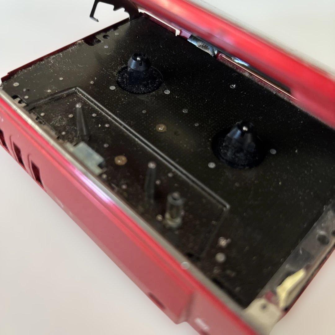 ジャンク　ナショナル　カセットプレーヤー　レッド　レトロ　ウォークマン