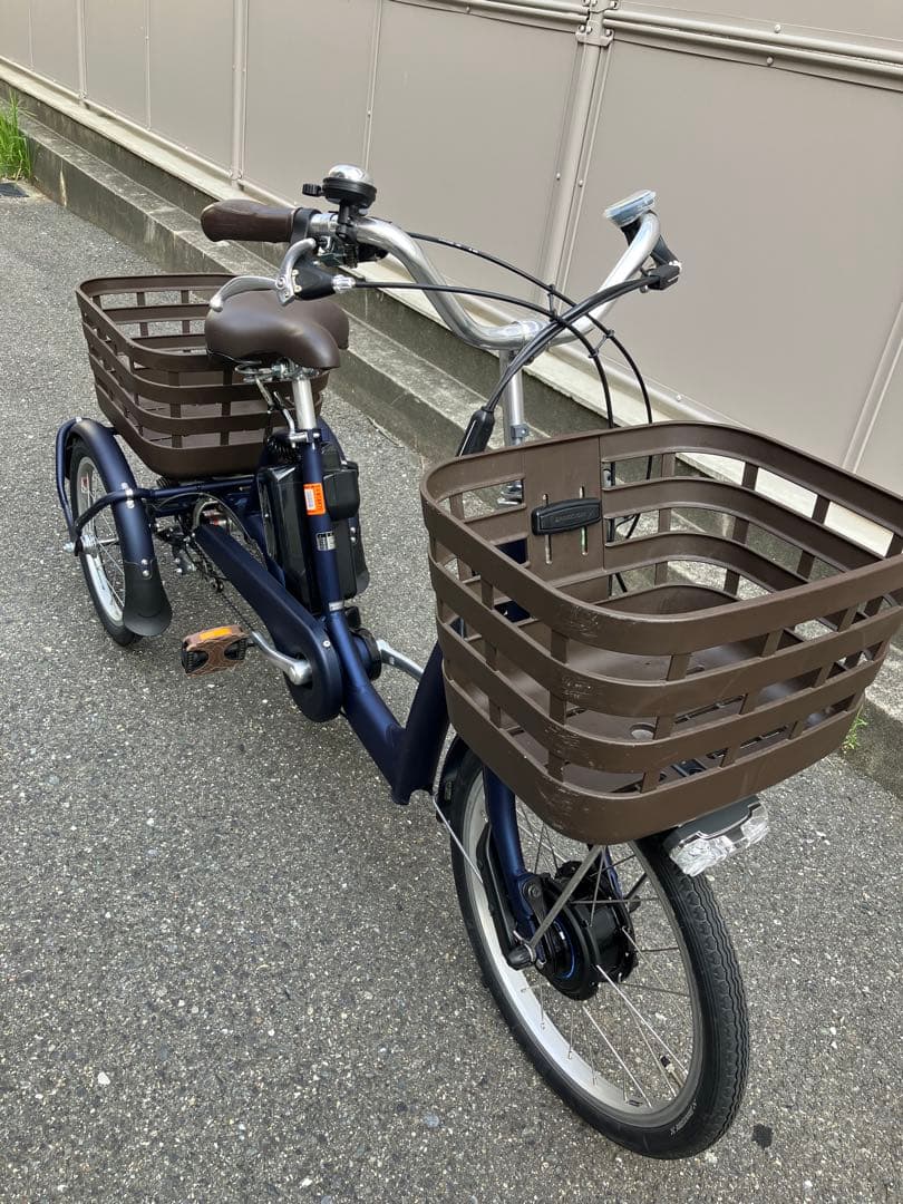 ブリジストン ラクットワゴン 電動アシスト付き三輪車