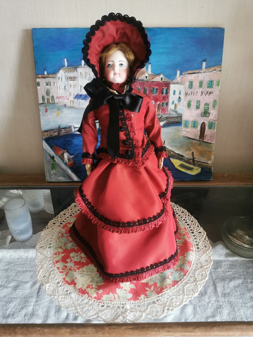 アンティーク ゴーチェ フレンチファッションビスクドール 赤と黒のドレス ２号