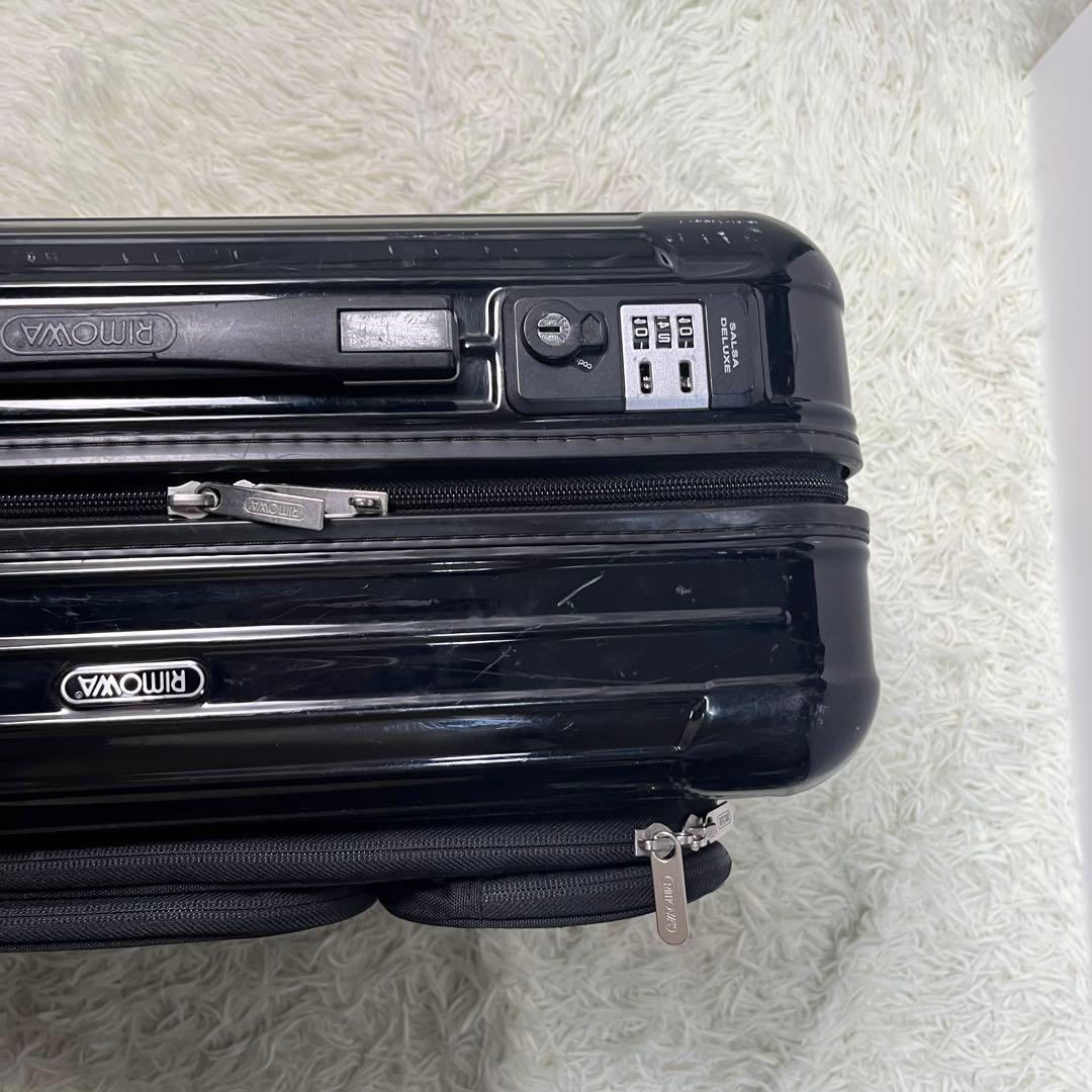 リモワ　サルサデラックス　ハイブリッド　35L　4輪　キャリーケース　機内持込