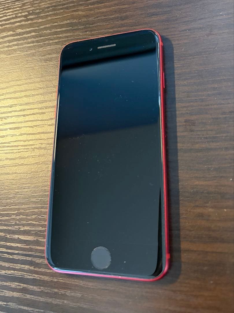 Apple iPhone SE (第2世代) 赤