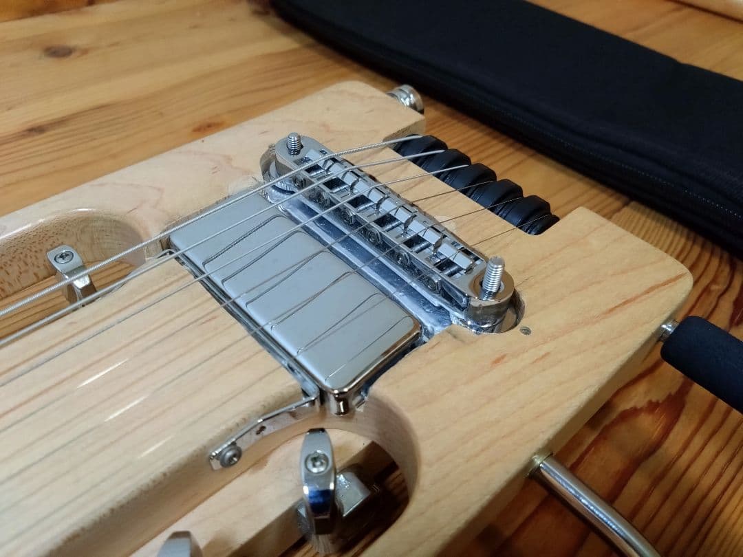 TRAVELER Ultra-Light エレキギターレフトハンド ジャンク品