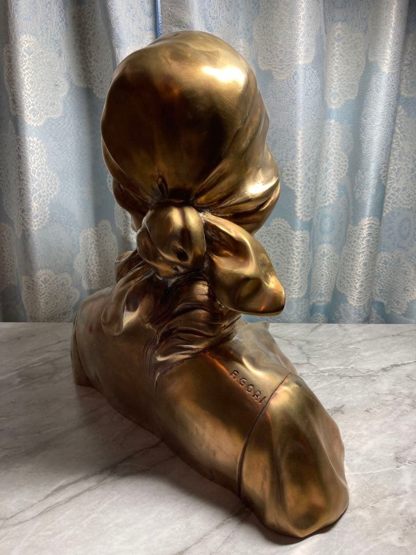 A.GORI　 真鍮製　女性胸像