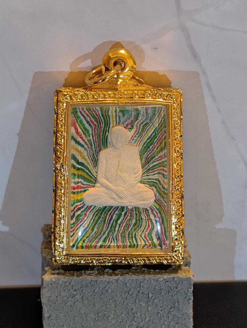 タイお守り　プラクルアン　ルアン・ポーペー　ソムデット　2542年　(044)