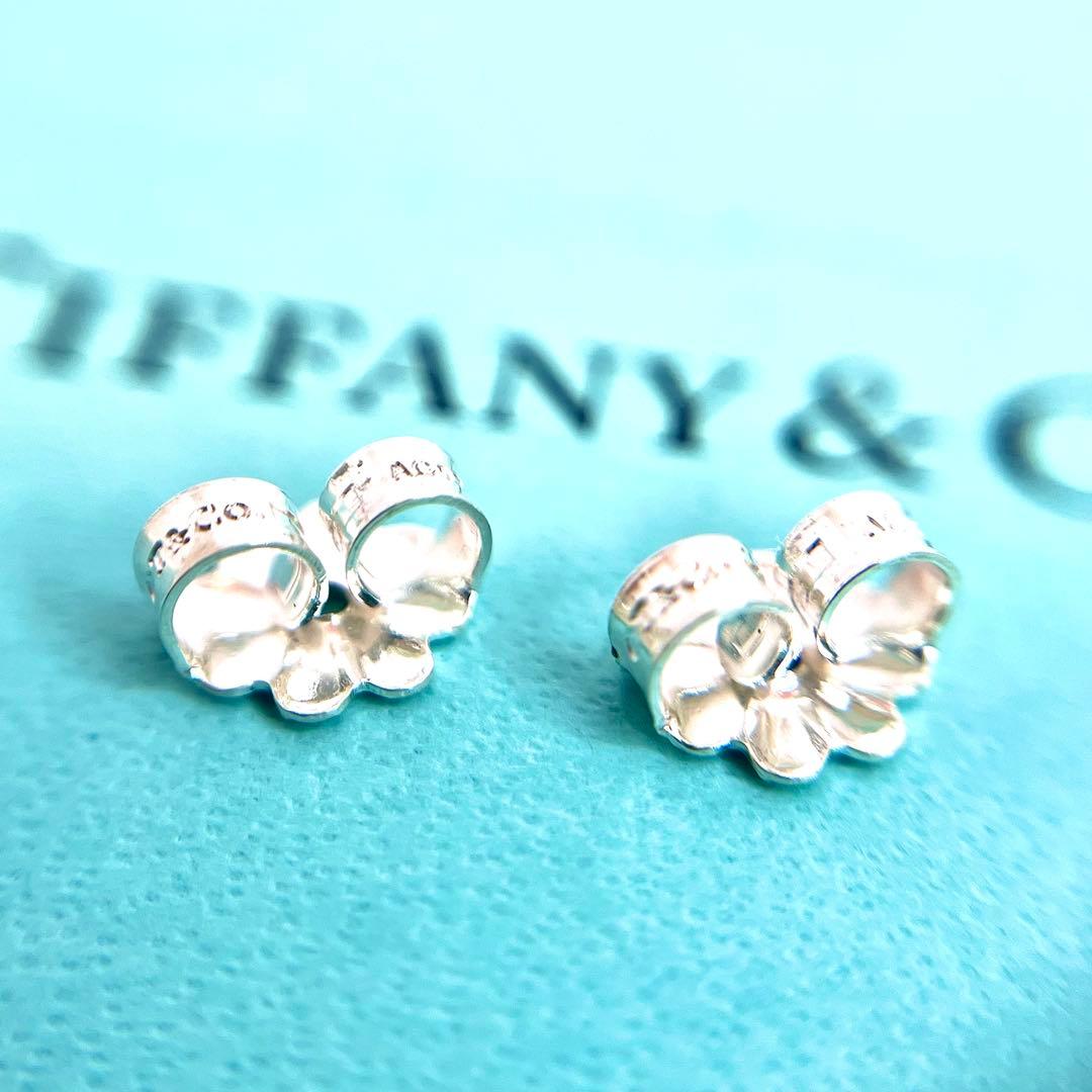 ティファニー ハードウェアピアス ボール スモール シルバー925