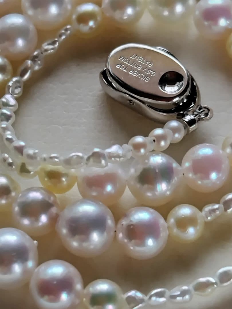 3種類のアコヤ真珠と、あこや芥子パールの、セミロングネックレス