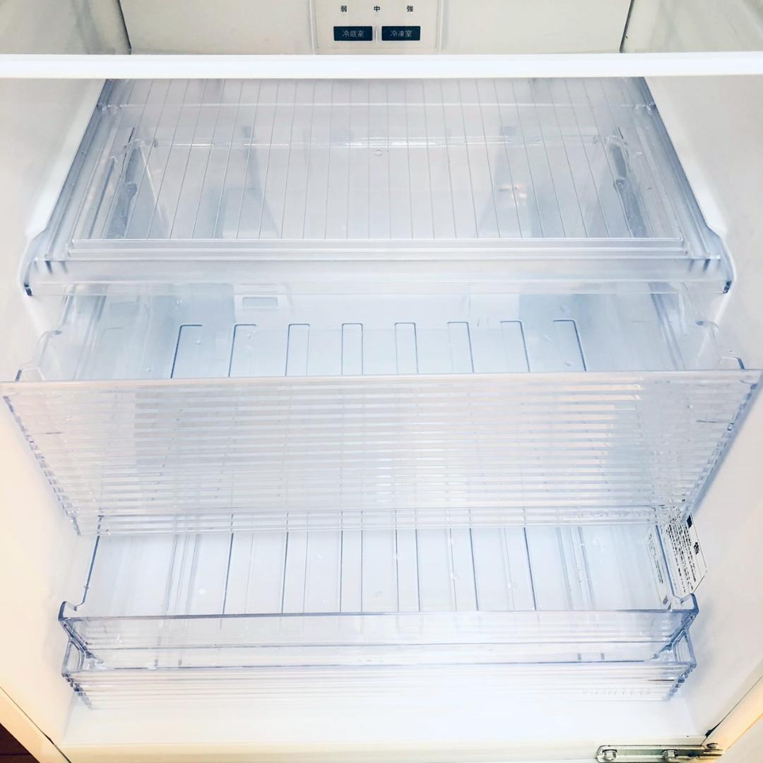 【美品】シャープ 冷蔵庫 ホワイト SJ-PD28F-W 2020年製